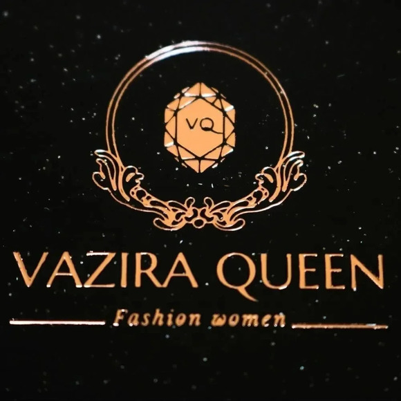 VQ Rhinestones Ladybug Brooch - Picture 6 of 7